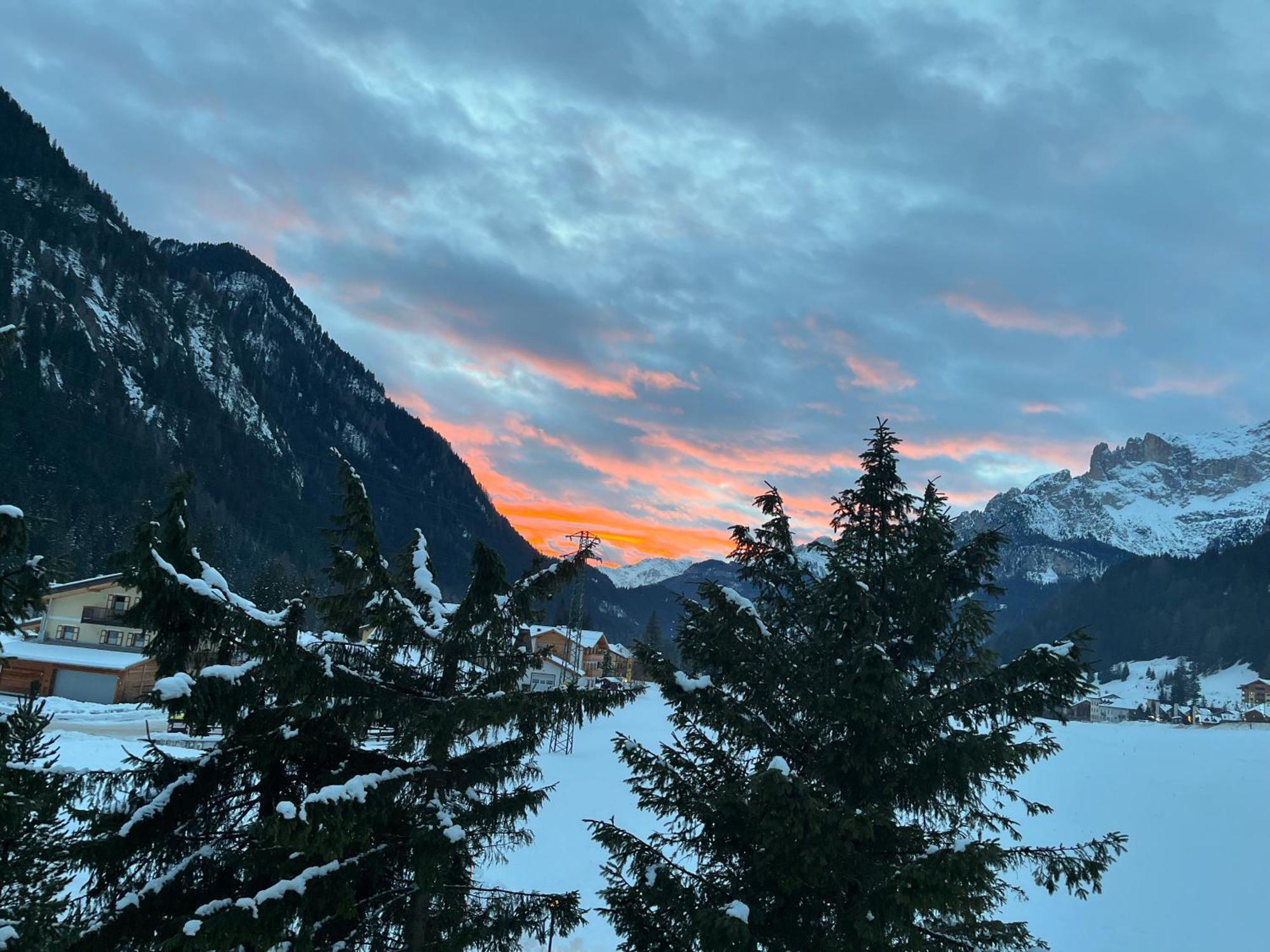 Mes Lastei Appartement Campitello di Fassa Buitenkant foto