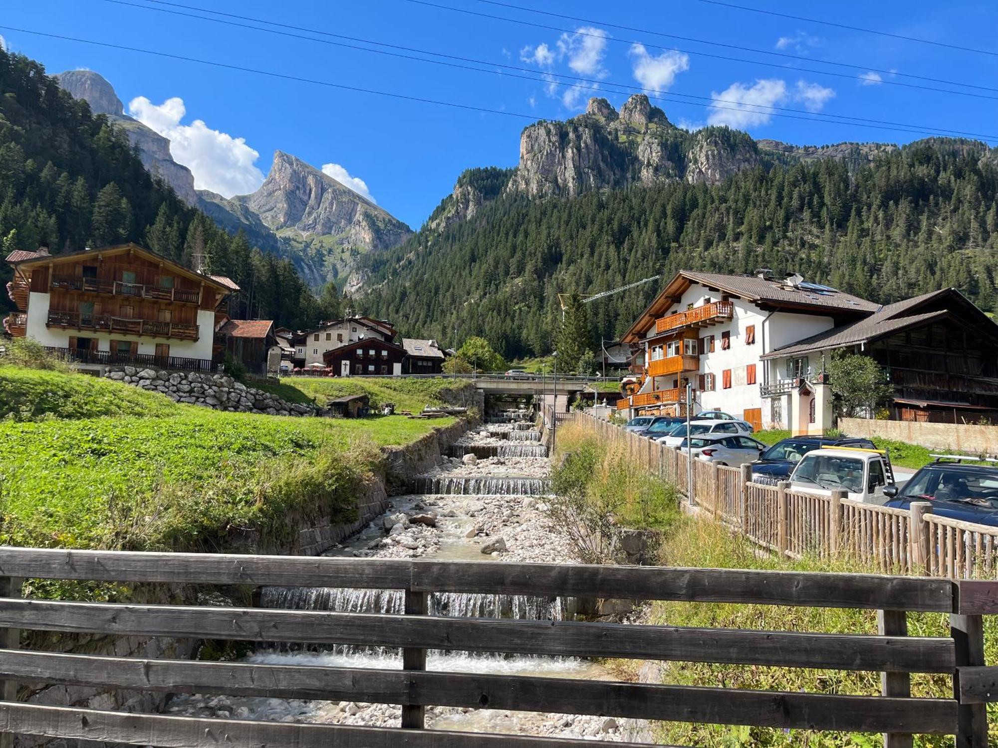 Mes Lastei Appartement Campitello di Fassa Buitenkant foto